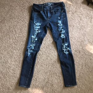 American eagle ripped skinny jeans size 2